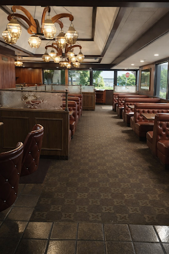Conrad's Restaurant & Home Furnishings — Antique store